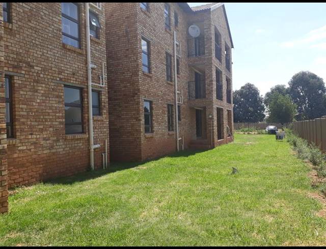3 BEDROOM PROPERTY TO RENT IN GROBLERPARK EXT